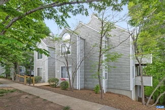 1236 Clifden Green, Charlottesville, VA 22901