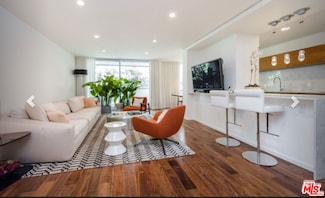 406 N Oakhurst Dr Unit 204, Beverly Hills, CA 90210