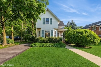 940 W Main St, Saint Charles, IL 60174