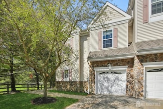 8 Russell Ct, Matawan, NJ 07747