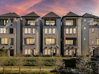 2721 Maxroy St, Houston, TX 77007