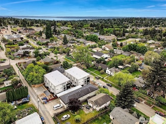 9238 20th Ave SW Unit A, Seattle, WA 98106
