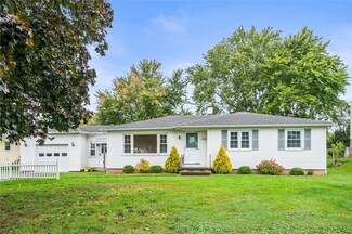 128 Straub Rd, Rochester, NY 14626