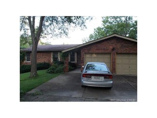 909 Sunset Cir, Borden, IN 47106