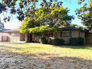 4902 E Townsend Ave, Fresno, CA 93727