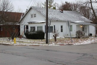 1651 W 4th St, Marion, IN 46952