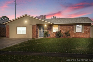 11847 E 36th St, Tulsa, OK 74146