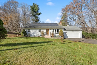 19 Heath Ct, Cheshire, CT 06410
