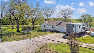 11860 N 68th Ave W, Sperry, OK 74073