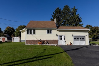 16 Cornell St, Horseheads, NY 14845
