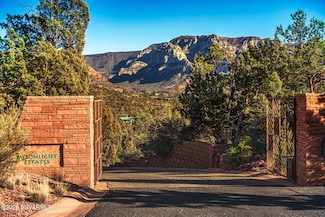 251 Moonlight Dr, Sedona, AZ 86336