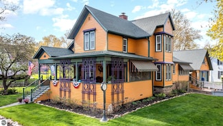 127 E North St, Ithaca, MI 48847