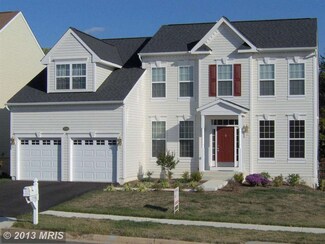 17596 Tedler Cir, Round Hill, VA 20141