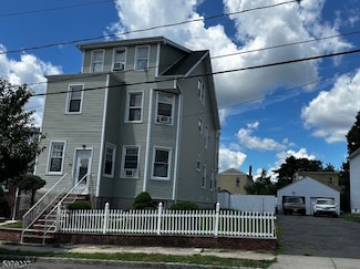 95 Cedar Hill Ave, Belleville, NJ 07109