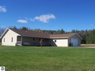 7171 Miller Rd, Whittemore, MI 48770