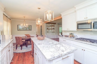 115 Westlake Dr, Brandon, MS 39047