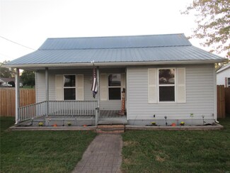 303 S Jackson St, Desloge, MO 63601