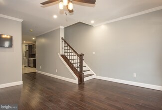 1004 W 7th St, Wilmington, DE 19805