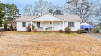 431 Island Cove Rd Unit 86, Norwood, NC 28128