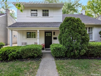 3025 Clawson Ave, Royal Oak, MI 48073