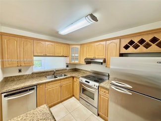 10825 SW 112th Ave Unit 302, Miami, FL 33176