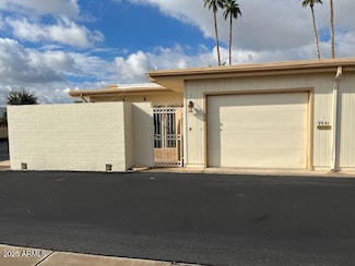 9921 W Hutton Dr, Sun City, AZ 85351