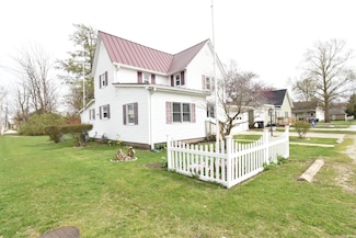 303 N Polk Ave, Fowler, IN 47944