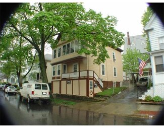 9 Laurel St, Lynn, MA 01905