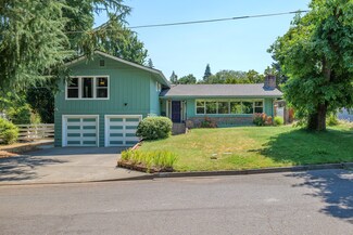 1015 Vista Dr, Grants Pass, OR 97527