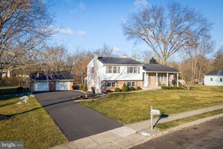 2121 Stewart Dr, Hatfield, PA 19440