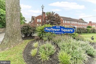 922 W Montgomery Ave Unit B-4, Ardmore, PA 19003