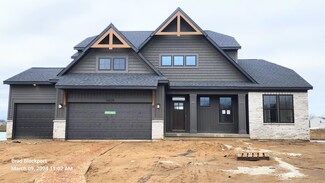10629 Poppy Ln, Allendale Charter Township, MI 49401