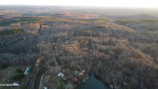 75 Diane St, Crossville, TN 38555