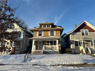 1730 Park Ave SE, Cedar Rapids, IA 52403