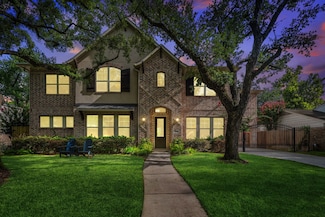 12619 Trail Hollow Dr, Houston, TX 77024
