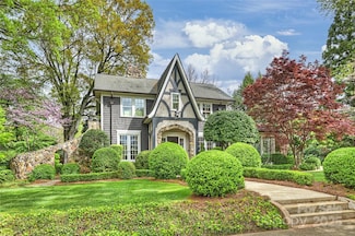 812 Bromley Rd, Charlotte, NC 28207