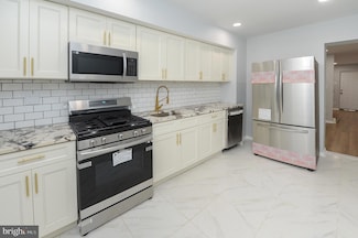 26 E Abbottsford Ave, Philadelphia, PA 19144
