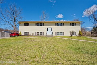 45 Norfolk St, Troy, NY 12180