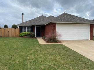 530 McDonald Dr, Wetumpka, AL 36092