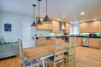 412 Woodland Way, Santa Cruz, CA 95060