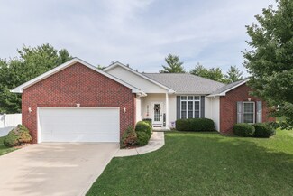5820 Buchanan Ct, Columbus, IN 47203