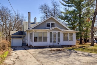 1715 Arlington Ave, Des Moines, IA 50314