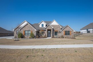 701 Villaverde Dr, Norman, OK 73069