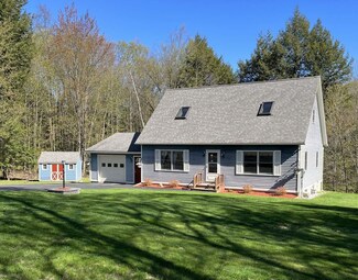 74 Maxfield Rd, Milton, VT 05468
