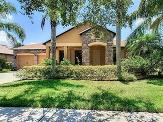 2825 Lafayette Trace Dr, Saint Cloud, FL 34772