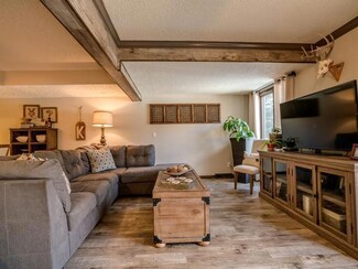 416 N 1st St, Bismarck, ND 58501