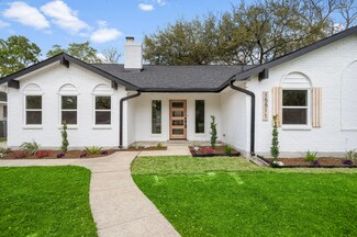 15511 Bowsprit Ln, Houston, TX 77062