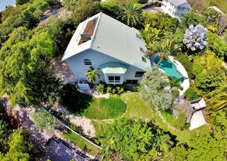 25074 5th St, Summerland Key, FL 33042
