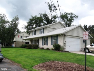 26 Maple St, Ashland, PA 17921