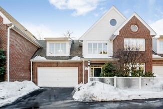 73 Weaver St Unit 11, Greenwich, CT 06831